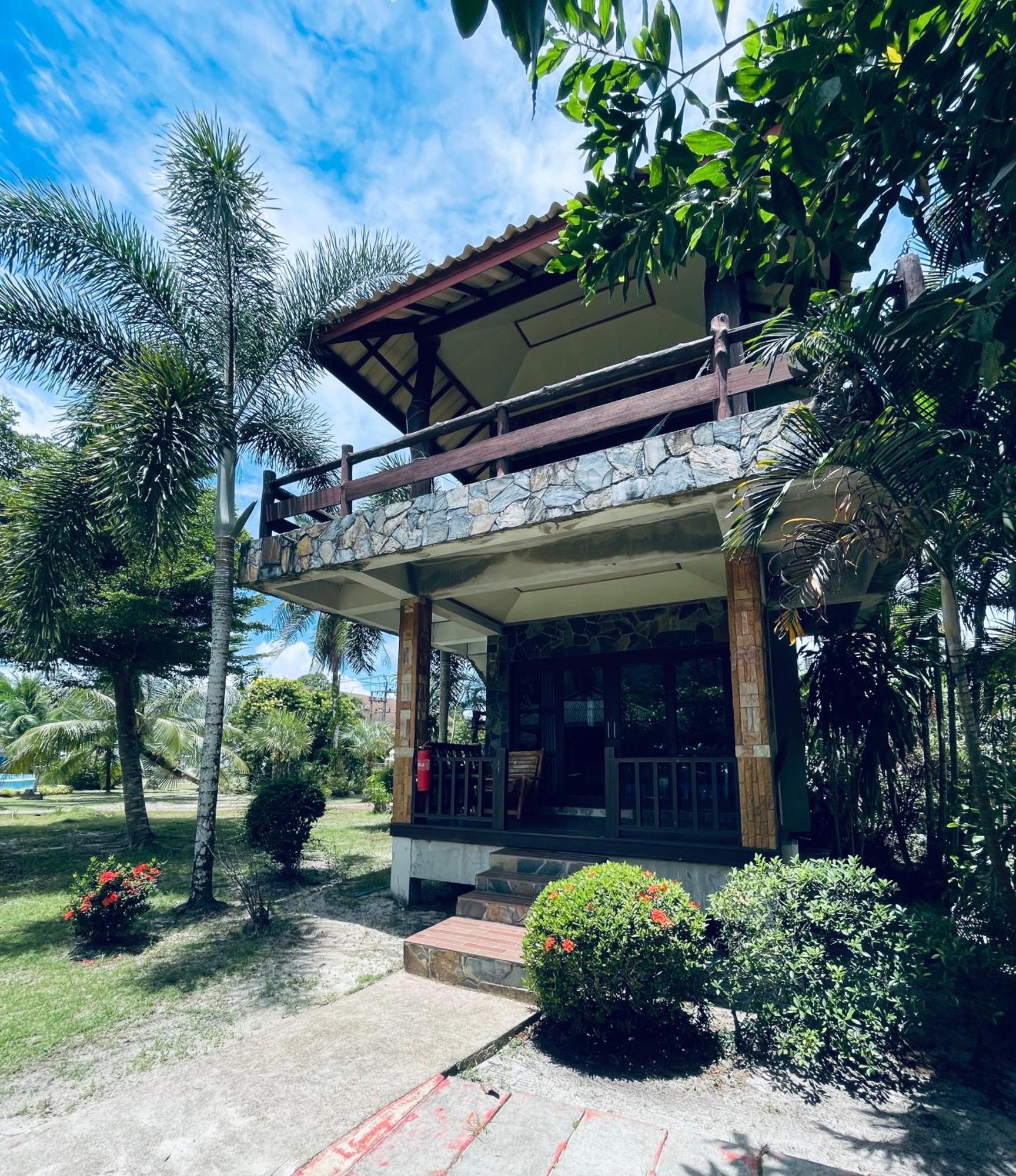 Markhouse Bungalow Ko Kut Exterior foto