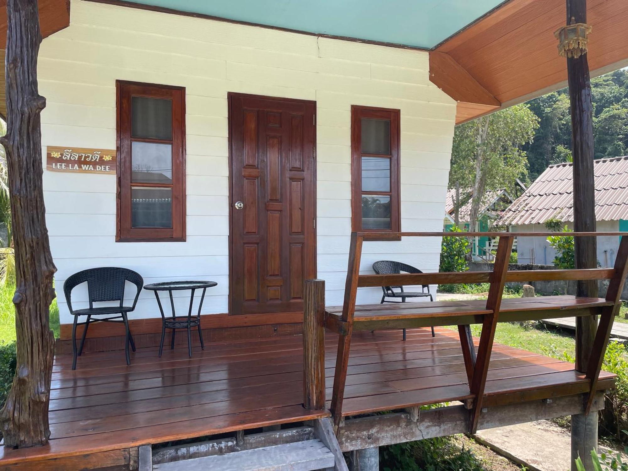 Markhouse Bungalow Ko Kut Exterior foto